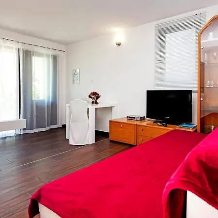 Guest house Keser 4*